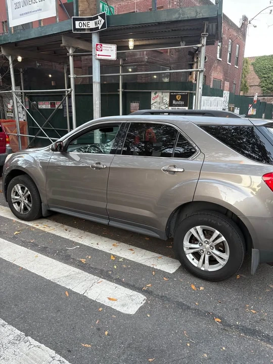 2011 Chevrolet Equinox - Image 6 of 9