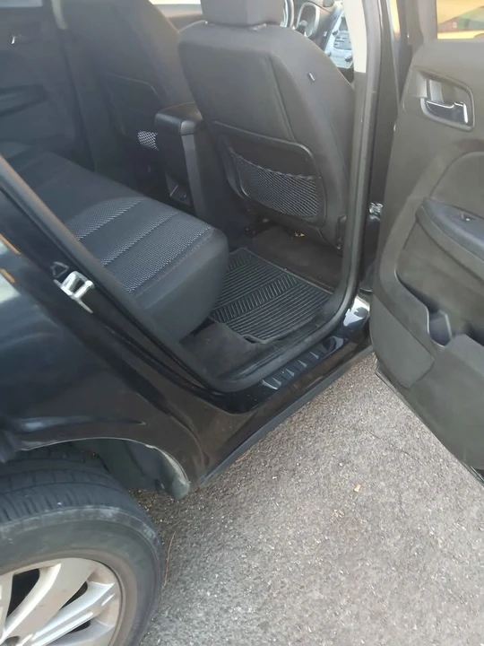 2011 Chevrolet Equinox - Image 6 of 8