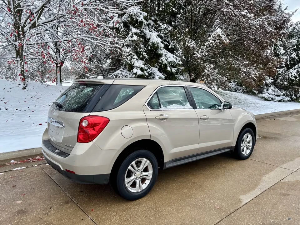 2011 Chevrolet Equinox - Image 7 of 15