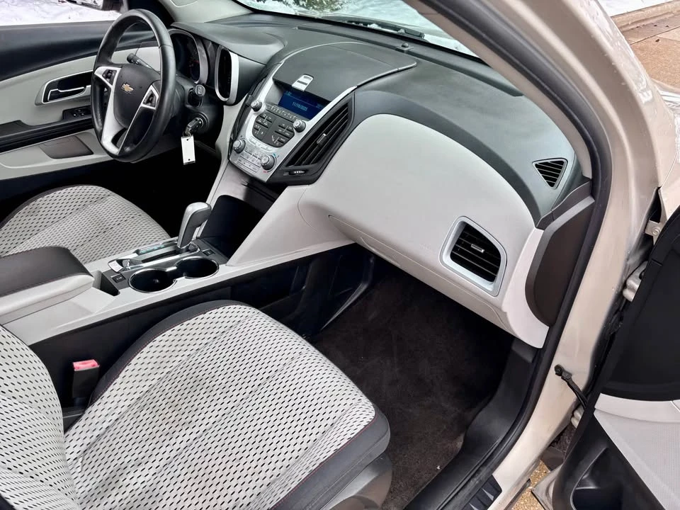 2011 Chevrolet Equinox - Image 13 of 15