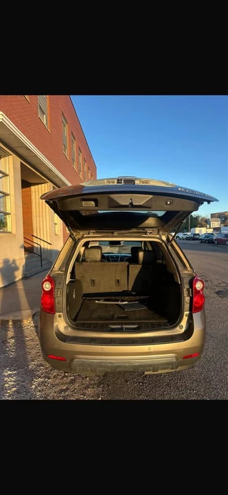 2011 Chevrolet Equinox - Image 11 of 15