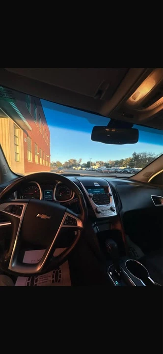 2011 Chevrolet Equinox - Image 9 of 15
