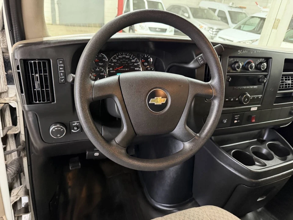 2011 Chevrolet Express - Image 7 of 12