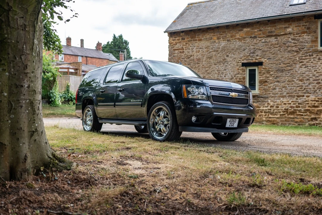 2011 GMC Suburban - Image 12 of 30