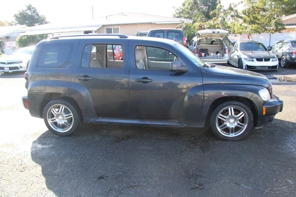 2011 Chevrolet HHR - Image 7 of 21