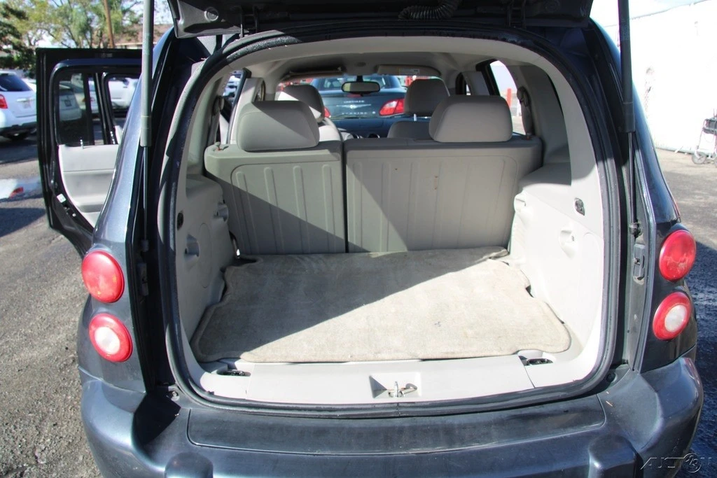 2011 Chevrolet HHR - Image 20 of 21