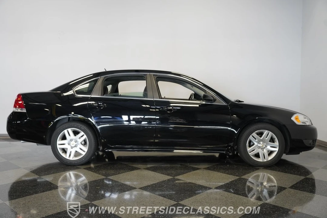 2011 Chevrolet Impala 9th Gen - Image 19 of 21