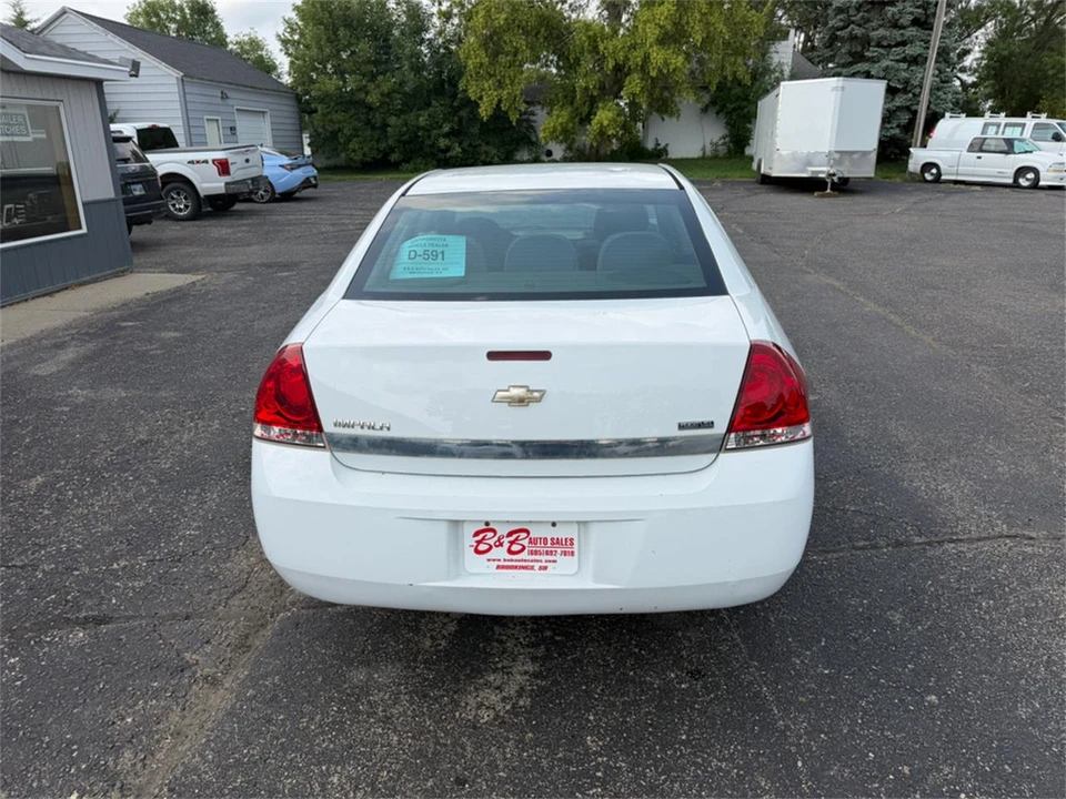 2011 Chevrolet Impala 9th Gen - Image 10 of 31