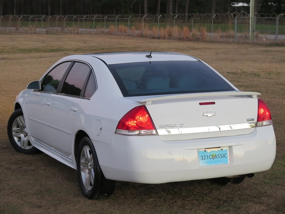 2011 Chevrolet Impala 9th Gen - Image 2 of 4