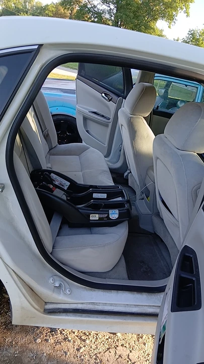2011 Chevrolet Impala 9th Gen - Image 3 of 5