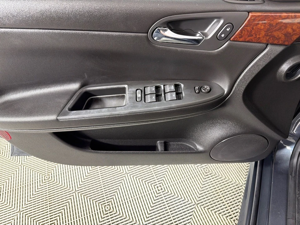 2011 Chevrolet Impala 9th Gen - Image 8 of 12