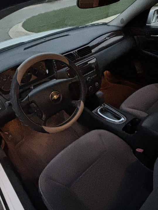 2011 Chevrolet Impala 9th Gen - Image 10 of 13