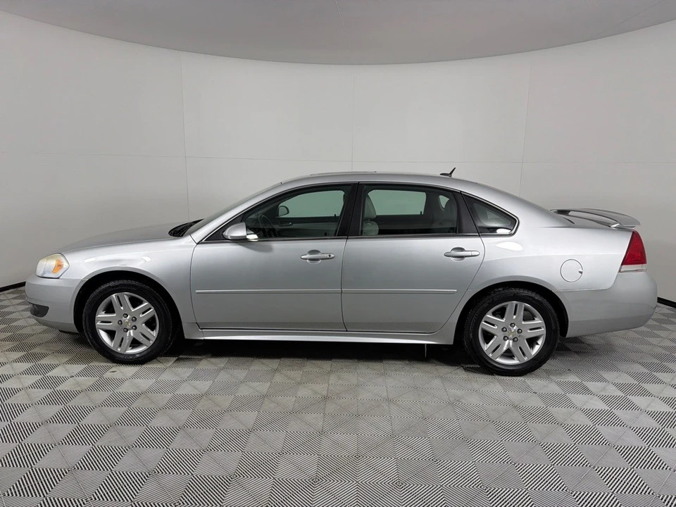 2011 Chevrolet Impala 9th Gen - Image 8 of 12