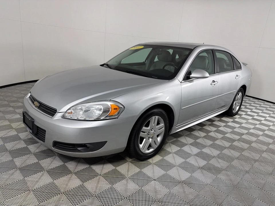 2011 Chevrolet Impala 9th Gen - Image 9 of 25