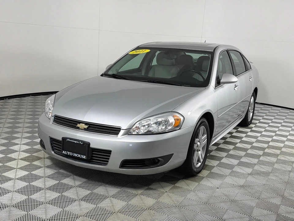 2011 Chevrolet Impala 9th Gen - Image 10 of 25