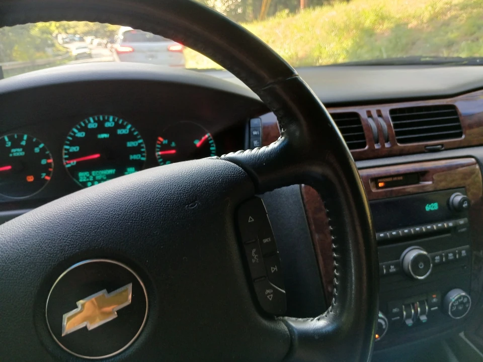 2011 Chevrolet Impala 9th Gen - Image 7 of 8