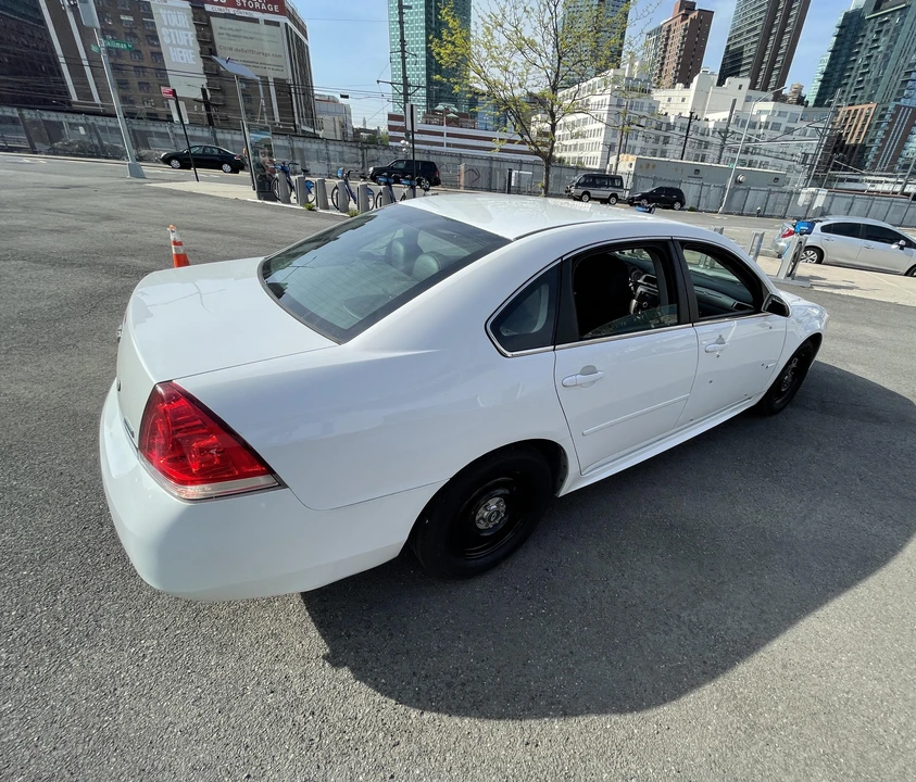 2011 Chevrolet Impala 9th Gen - Image 12 of 31
