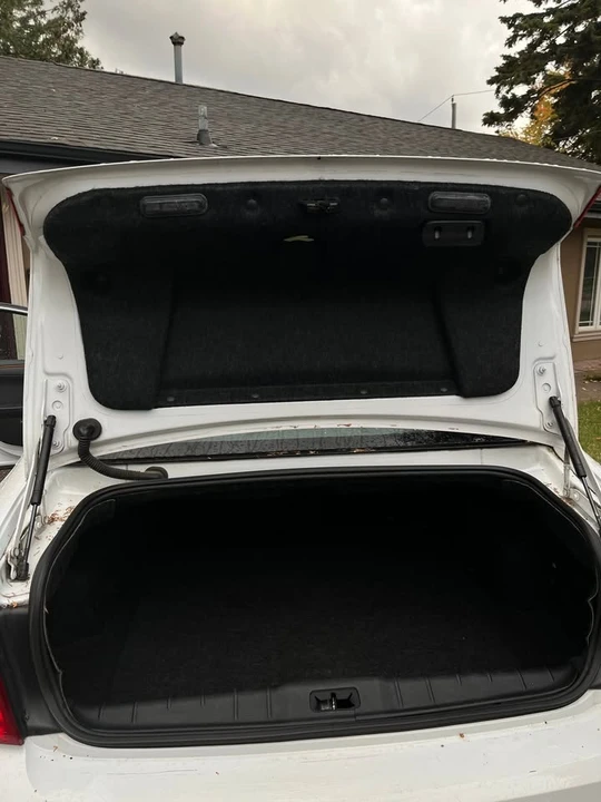 2011 Chevrolet Malibu - Image 12 of 14