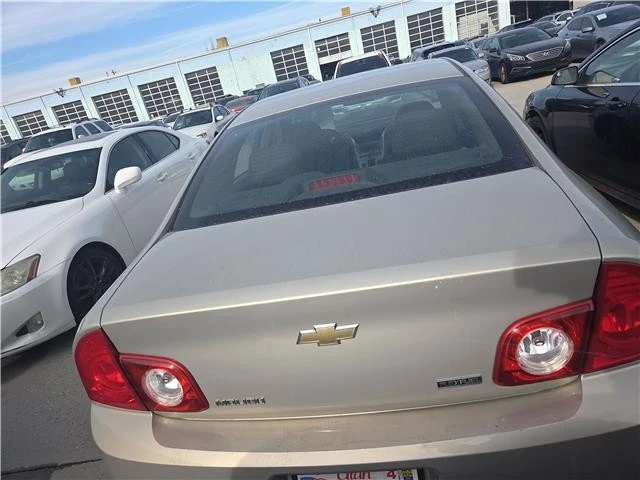 2011 Chevrolet Malibu - Image 4 of 10