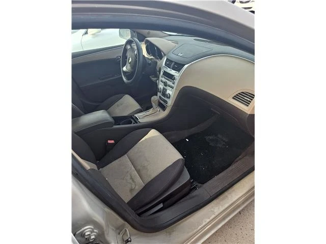 2011 Chevrolet Malibu - Image 6 of 10