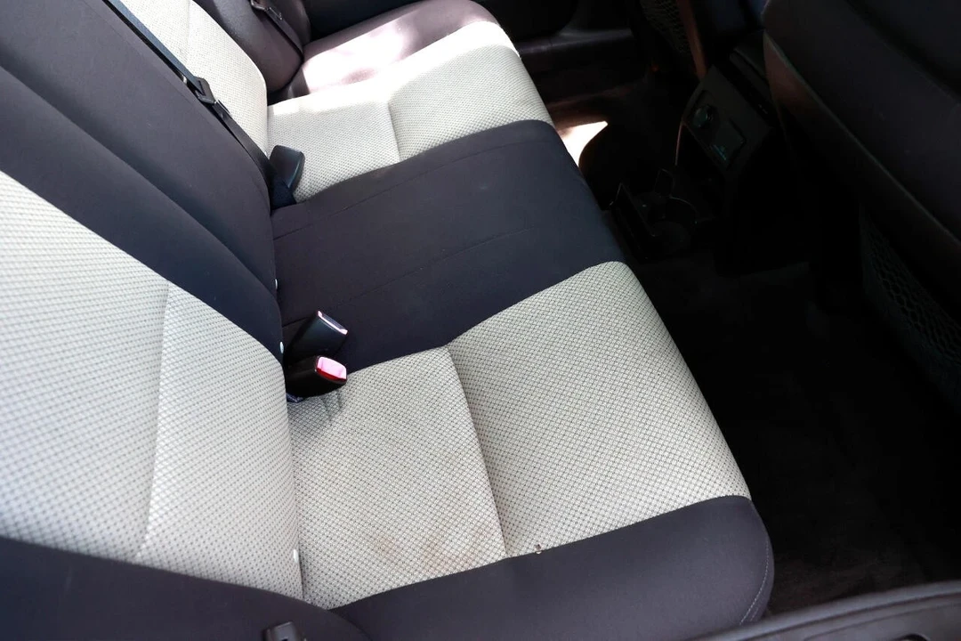2011 Chevrolet Malibu - Image 12 of 12
