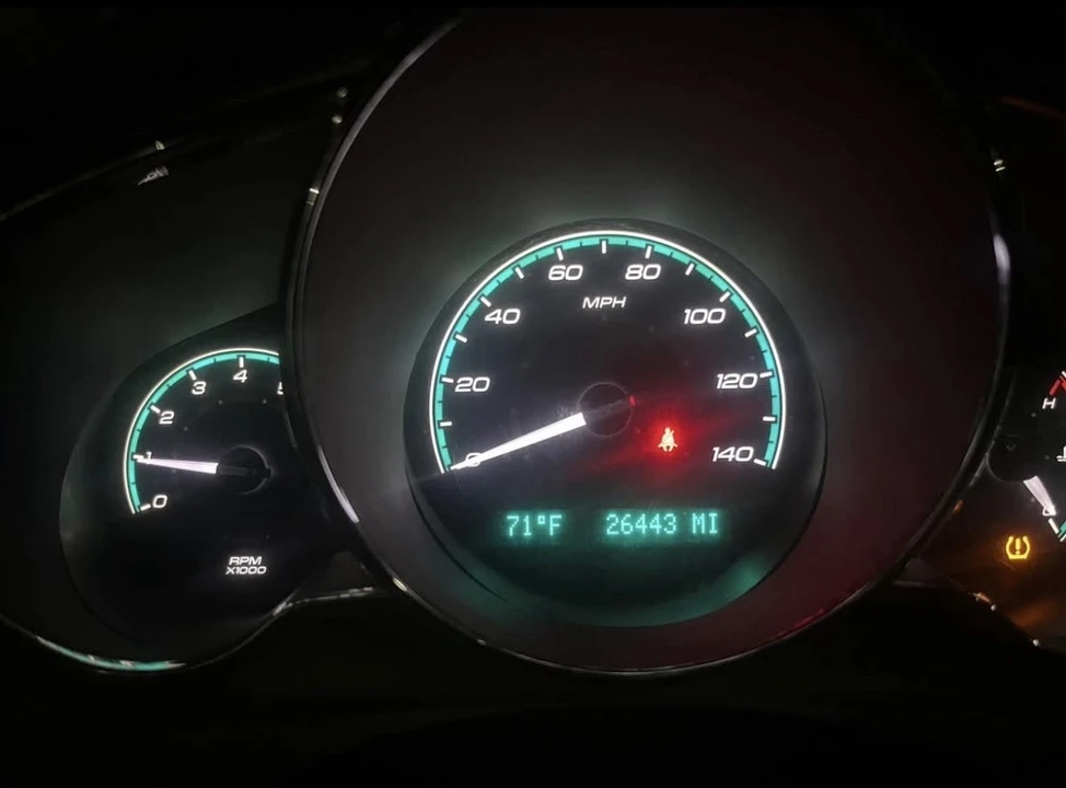 2011 Chevrolet Malibu - Image 9 of 15