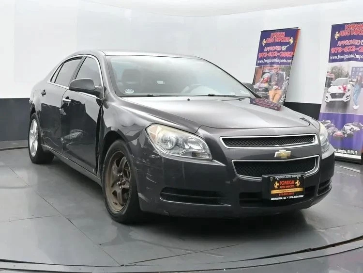 2011 Chevrolet Malibu - Image 2 of 12