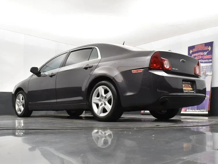 2011 Chevrolet Malibu - Image 12 of 12