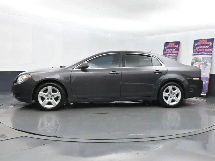 2011 Chevrolet Malibu - Image 5 of 12