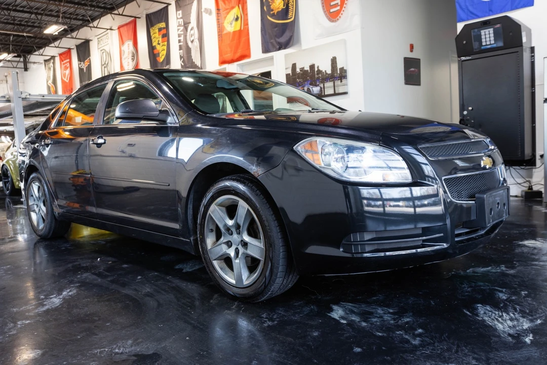 2011 Chevrolet Malibu - Image 16 of 21