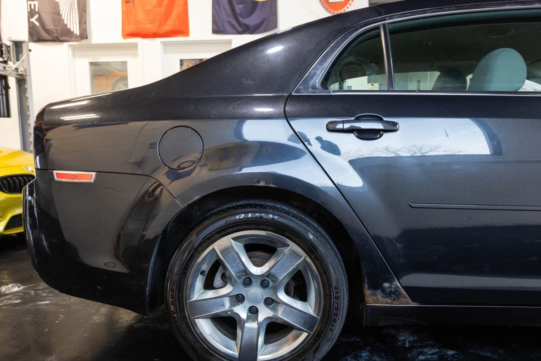 2011 Chevrolet Malibu - Image 12 of 21