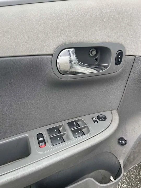 2011 Chevrolet Malibu - Image 15 of 15