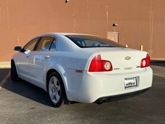 2011 Chevrolet Malibu - Image 7 of 17