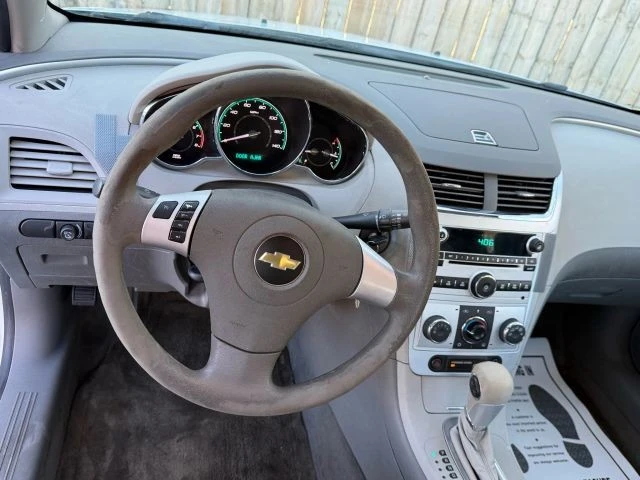 2011 Chevrolet Malibu - Image 11 of 17