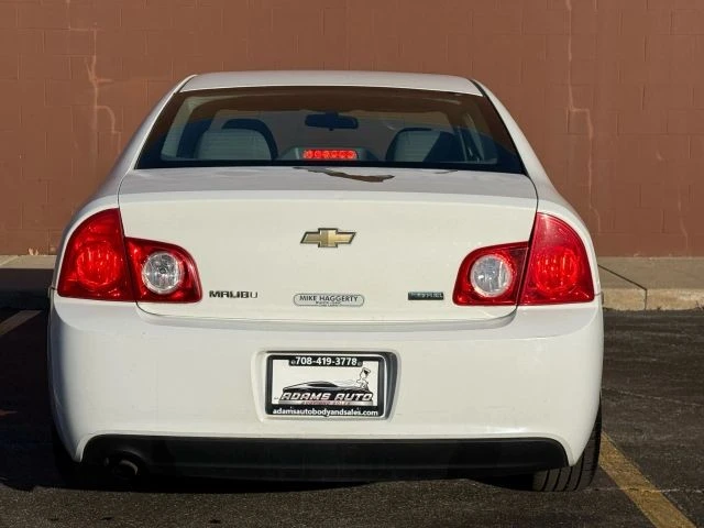 2011 Chevrolet Malibu - Image 6 of 17