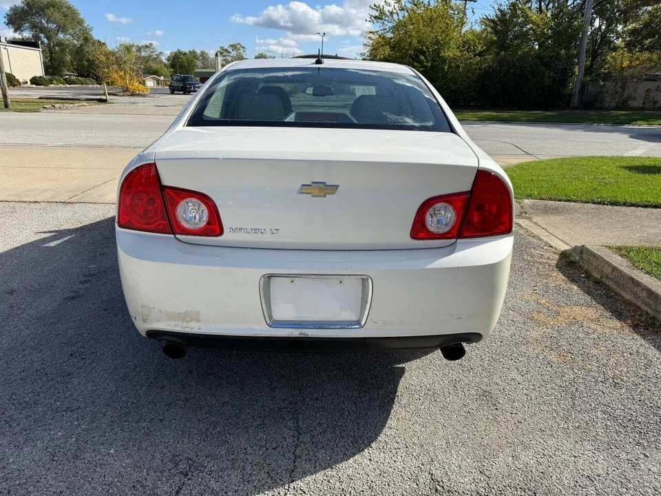 2011 Chevrolet Malibu - Image 12 of 21