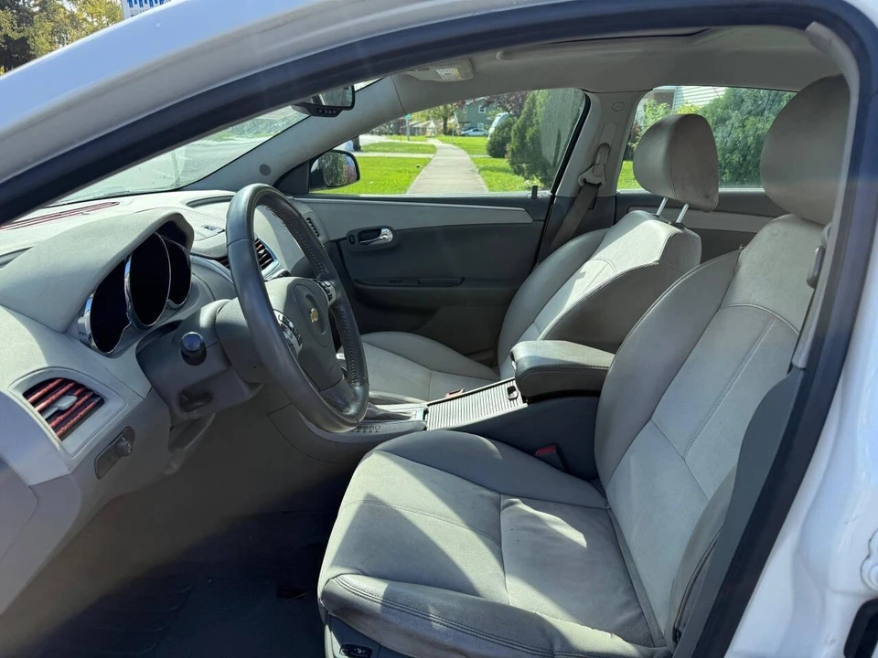 2011 Chevrolet Malibu - Image 7 of 21