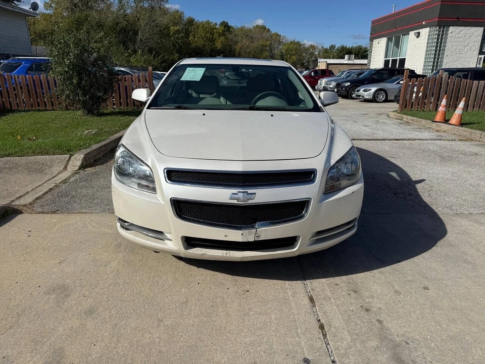 2011 Chevrolet Malibu - Image 2 of 21