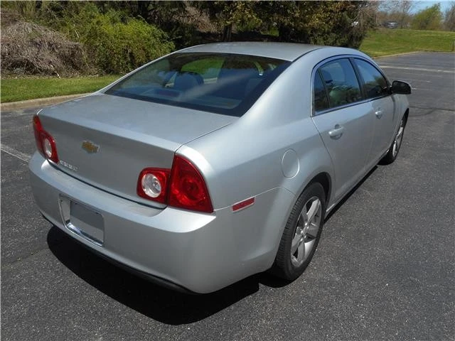 2011 Chevrolet Malibu - Image 3 of 12