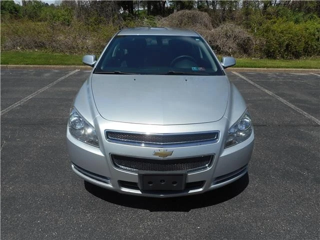 2011 Chevrolet Malibu - Image 10 of 12