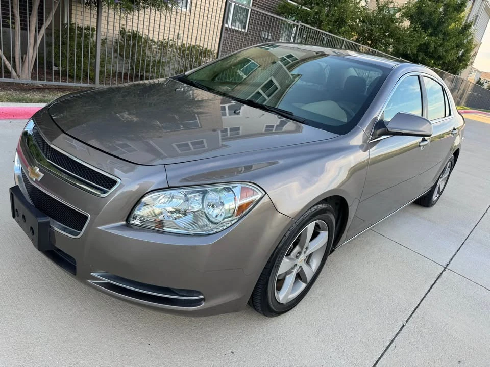 2011 Chevrolet Malibu - Image 2 of 13