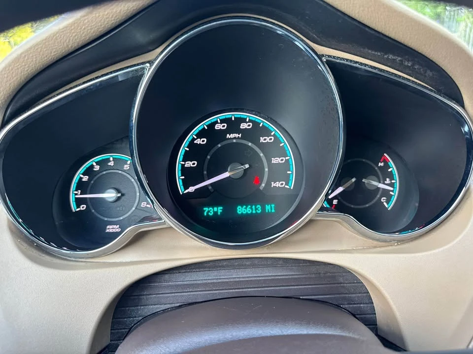 2011 Chevrolet Malibu - Image 11 of 13