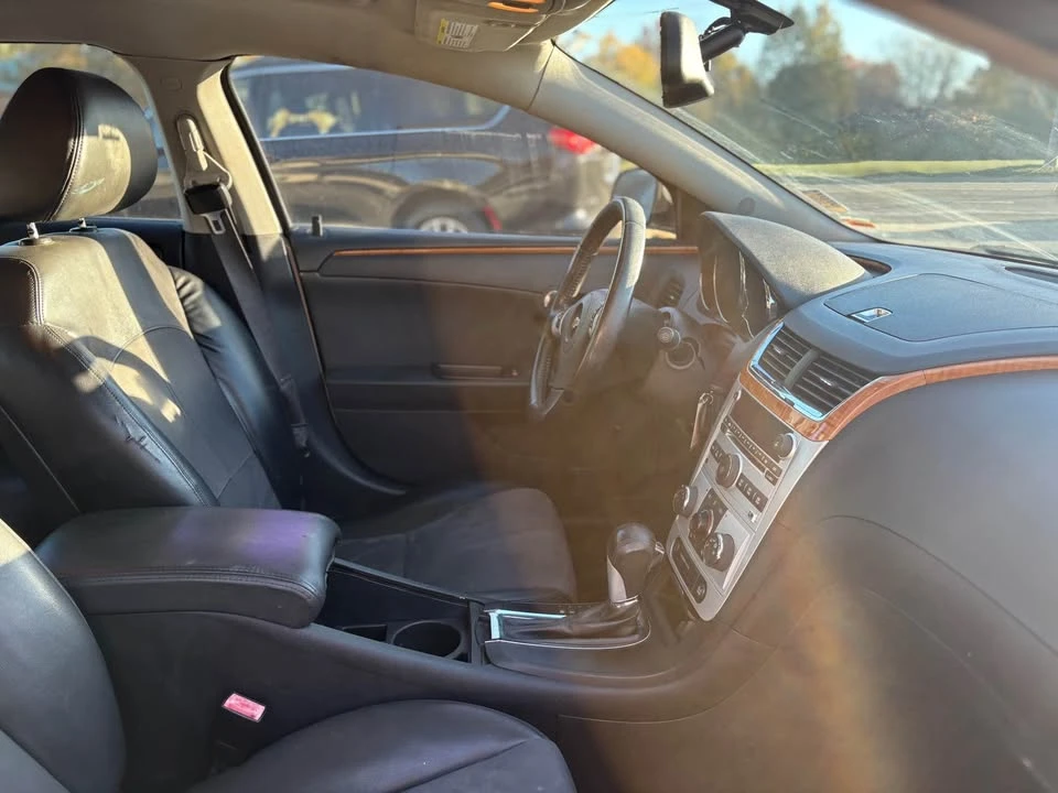 2011 Chevrolet Malibu - Image 7 of 8