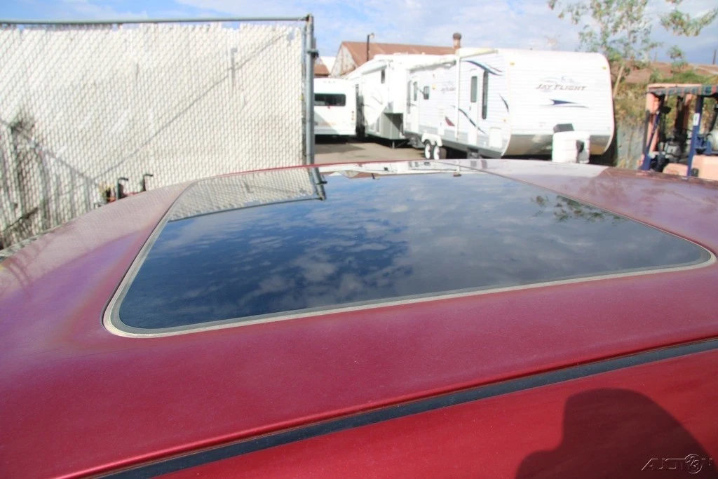 2011 Chevrolet Malibu - Image 10 of 21
