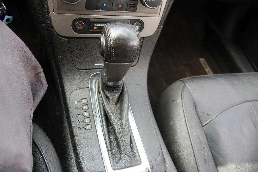 2011 Chevrolet Malibu - Image 18 of 21