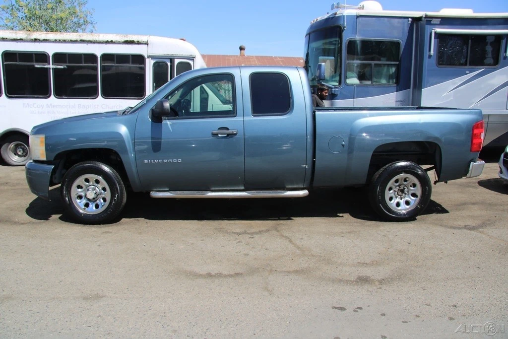 2011 Chevrolet Silverado 2nd Gen - Image 3 of 21