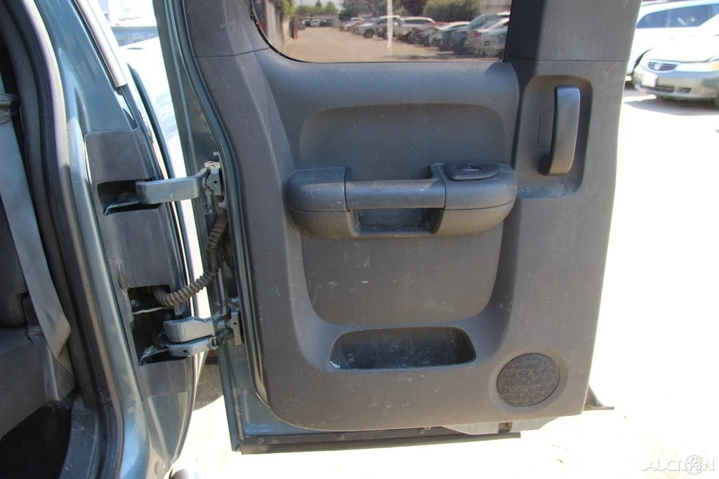 2011 Chevrolet Silverado 2nd Gen - Image 17 of 21