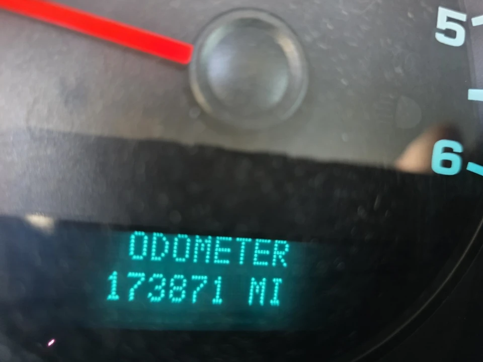 2011 Chevrolet Silverado 2nd Gen - Image 8 of 10