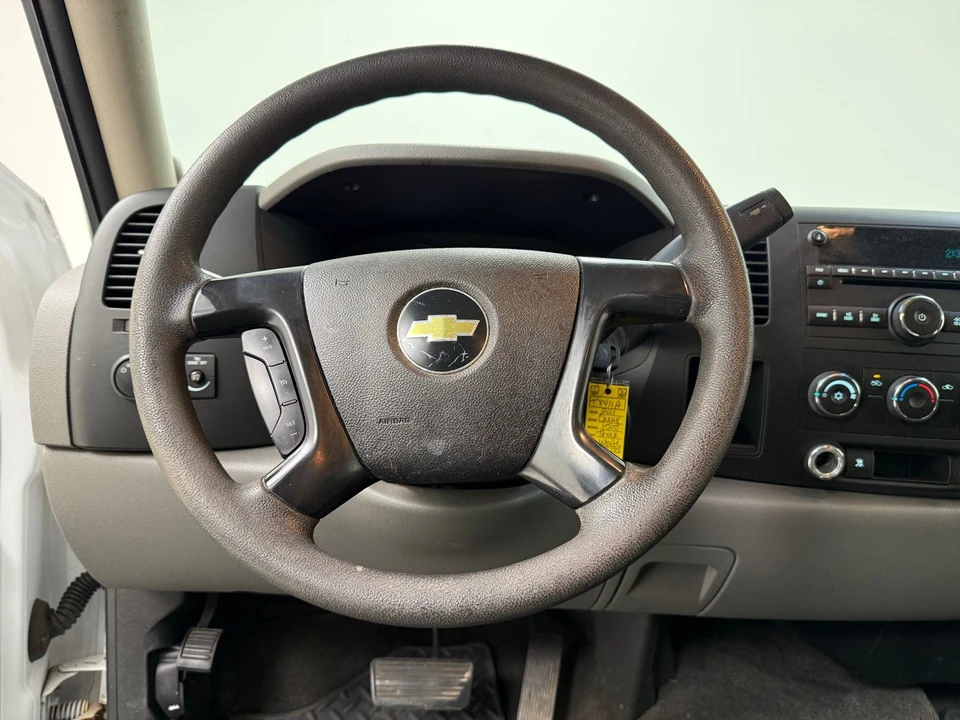 2011 Chevrolet Silverado 2nd Gen - Image 17 of 21