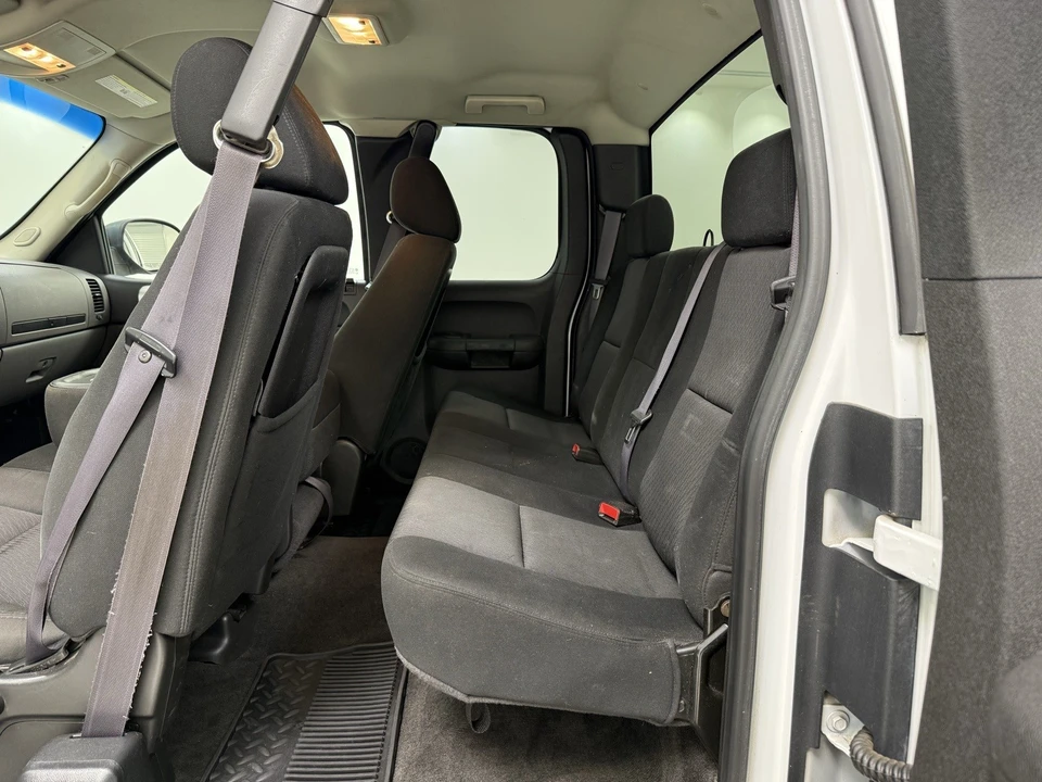 2011 Chevrolet Silverado 2nd Gen - Image 15 of 21